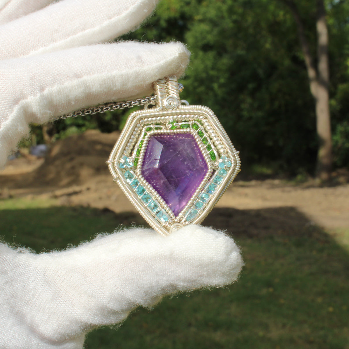 Heart of the warrior - Amethyst, Apatite, Diopside - American Mined