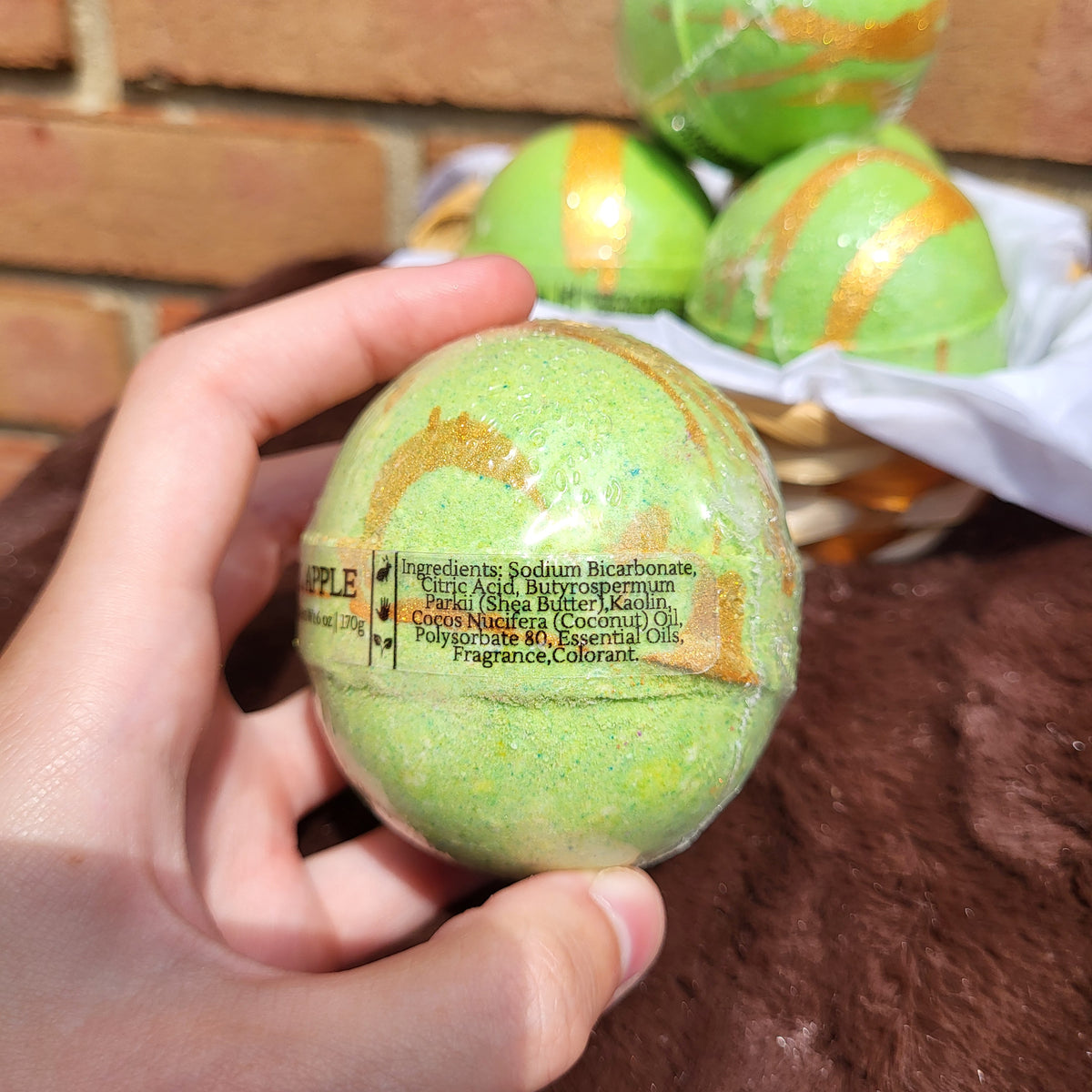 Carmel Apple 6 oz bathbomb - Limited Seasonal Inventory