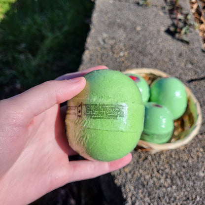 Merry Mischief 6 oz bathbomb - Limited Seasonal Inventory