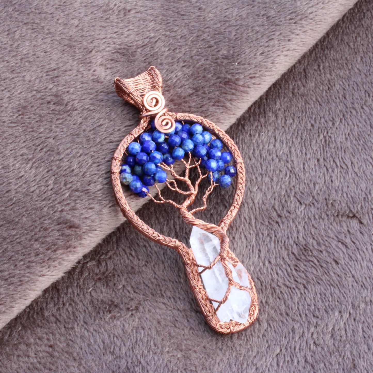 Lapis lazuli tree of life keyway pendant