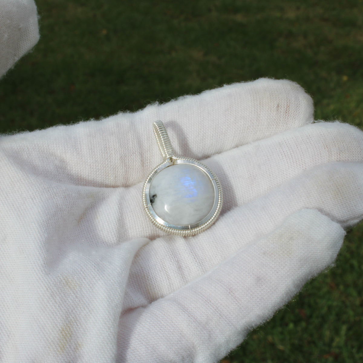 Rainbow Moonstone - Little Elegant