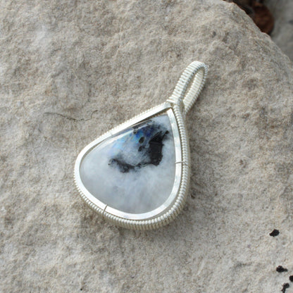 Rainbow Moonstone - Little Elegant