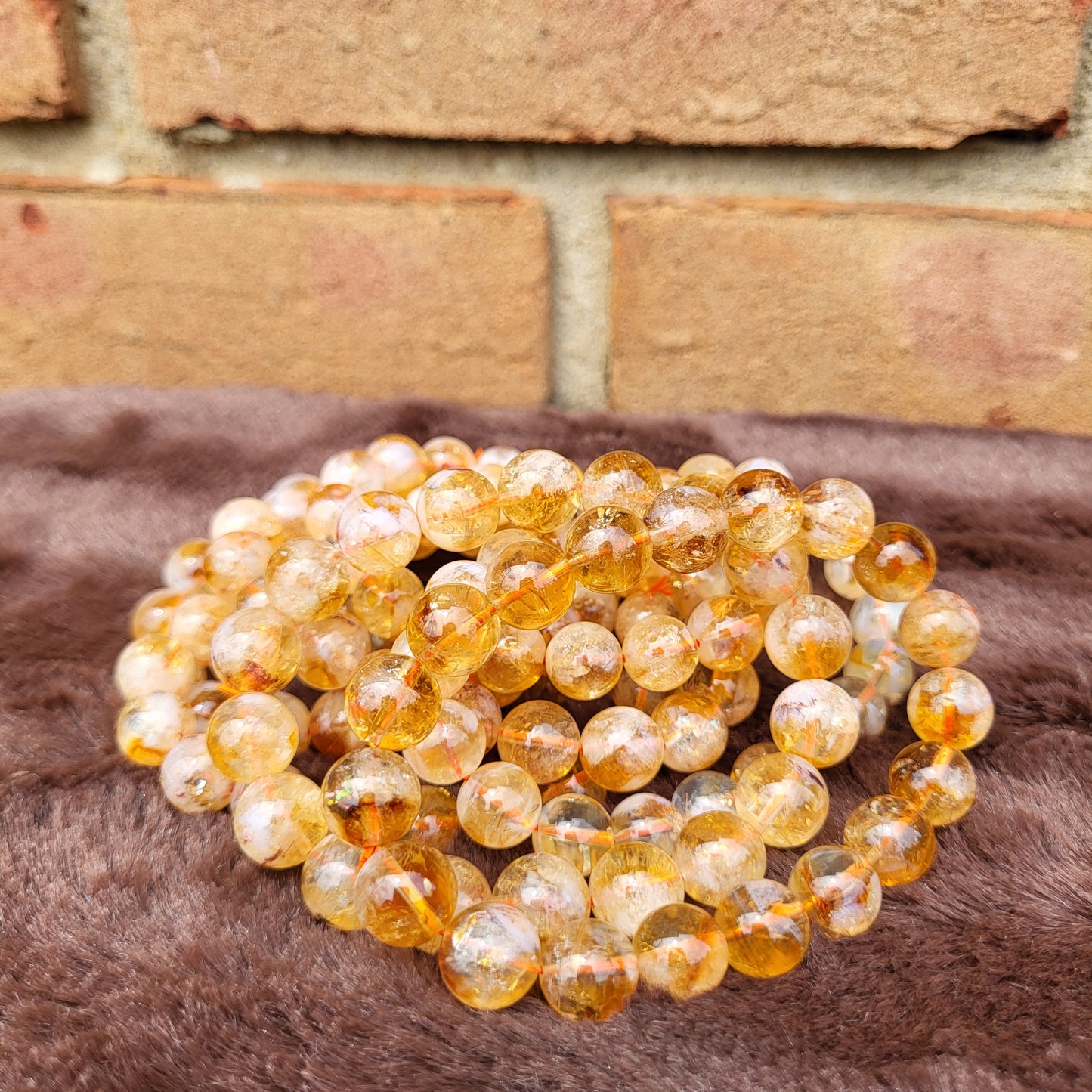 Citrine bracelet featuring vibrant yellow beads for stylish and uplifting jewelry
