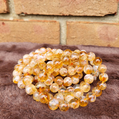 Citrine bracelet featuring vibrant yellow beads for stylish and uplifting jewelry
