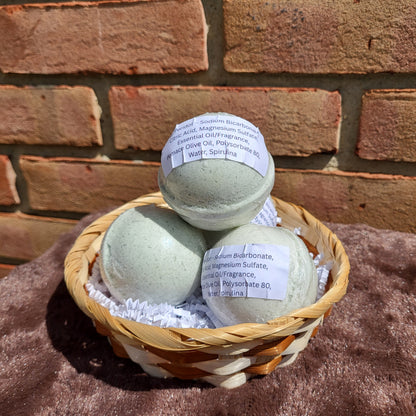 Made Natural Bath Bombs in a basket, featuring Natural Color Lemon, Sweet Orange & Spearmint scent