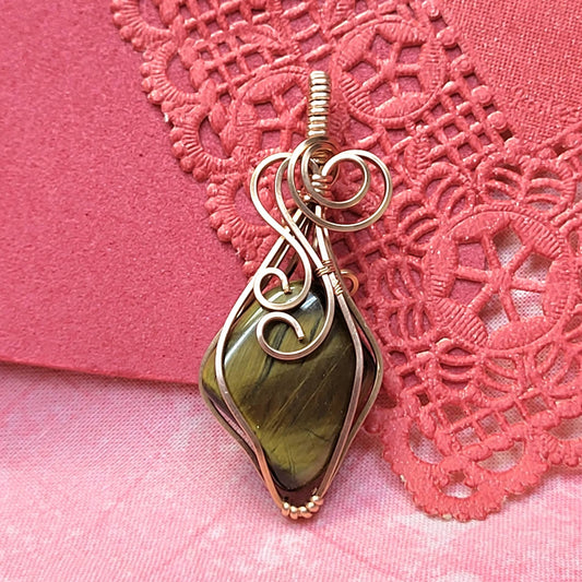 Handcrafted Tiger Eye Pendant in Copper Setting for Elegant Jewelry Styles